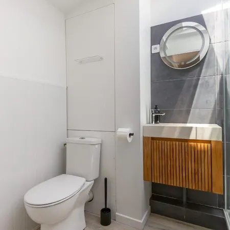 Apartment Cozy Near Rer B